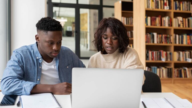 Read more about the article 5 Best Udemy Alternatives In 2025 To Learn Tech
